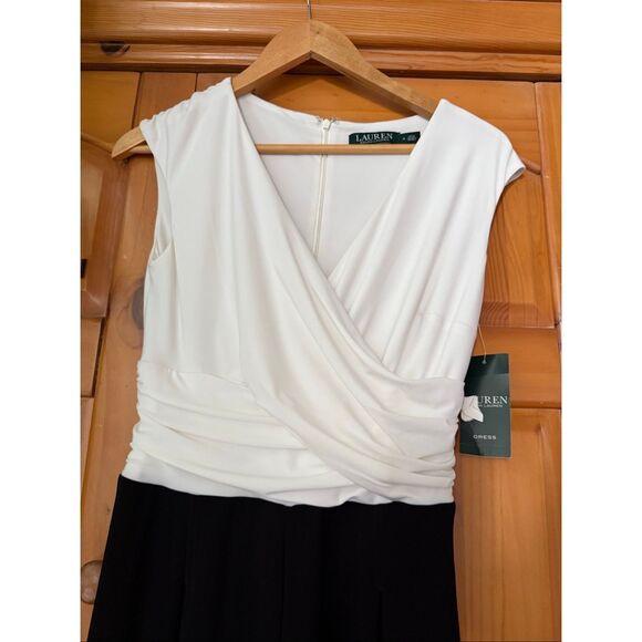 Lauren Ralph Lauren Wide Leg Jumpsuit Surplice Bodice SZ 4 NWT - Picture 5 of 16